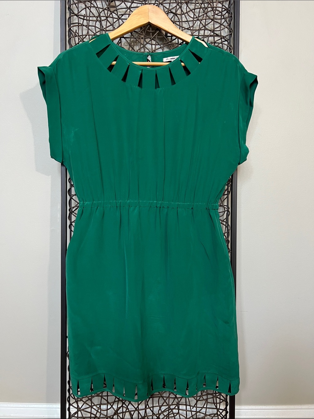 Madewell Broadway & Broome 2000s 100% Silk mini dress green cutouts sleeveless 4